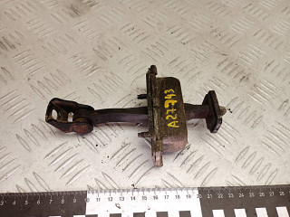 ограничитель открывания двери задней Mercedes-Benz M-Класс W163 [рестайлинг] W163 2004, 2.7 л., дизель, АКПП, внедорожник 5 дв., полный привод, A1637300116