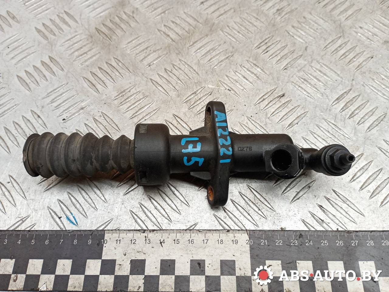 цилиндр сцепления рабочий Peugeot 407 1 поколение 2007, 2.2 л., бензин, 6МКПП, купе - фото №1