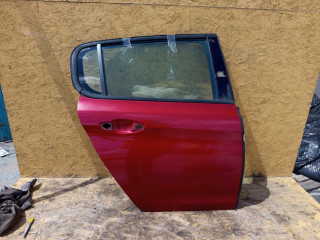 дверь задняя правая Peugeot 308 T9 2014, 1.6 л., дизель, МКПП, хетчбэк 5 дв., правый руль