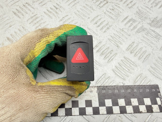 кнопка аварийной сигнализации Volkswagen Passat B5 [рестайлинг] 2004, 1.9 л., дизель, МКПП, универсал, 3B0953235D