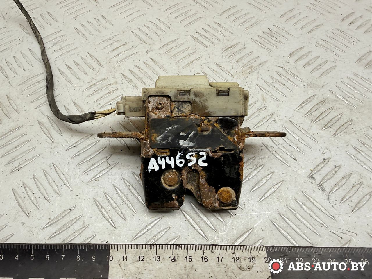 замок багажника Renault Scenic 2 поколение 2005, 1.6 л., бензин, МКПП, 8200076240 - фото №1