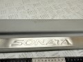 накладка на порог внутренняя Hyundai Sonata NF 2006, 2.4 л., G4KC, бензин, МКПП, седан, 858813K100 - фото №4