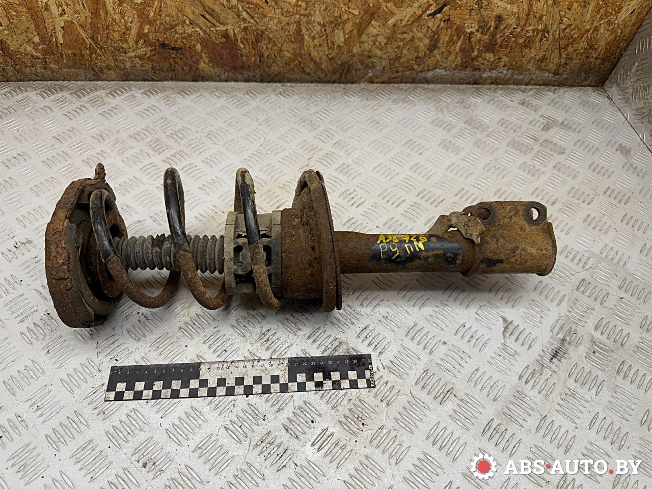 стойка передняя правая Renault Scenic 1 поколение 1997, 2.0 л., F3R 796, бензин, МКПП, 543029586R - фото №1