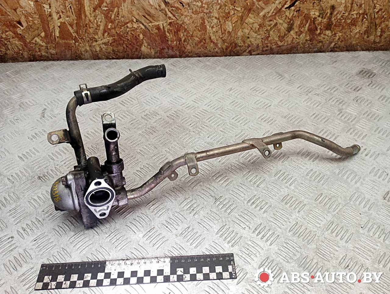 корпус термостата Mitsubishi Pajero 3 поколение 2002, 3.2 л., дизель, МКПП, внедорожник 3 дв., 500999, ME203431, ME203432 - фото №1