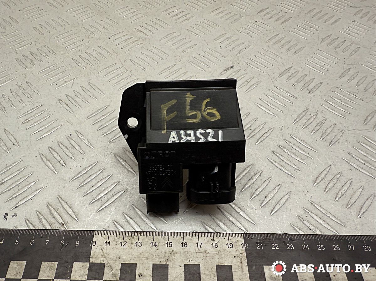 Сопротивление вентилятора охлаждения Citroen C5 2 поколение 2010, 2.0 л., RHR (DW10BTED4), дизель, МКПП, универсал, 9662872380, 9827870080, 1267J4, 1267J6, 98372A01, 9663558880 - фото №1