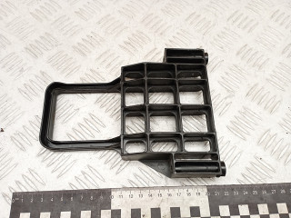 крепление аккумулятора Mercedes-Benz A W169 2 поколение (2004-2008) 2005, 1.5 л., M 266.920, бензин, МКПП, хетчбэк 5 дв., правый руль, A1696102136