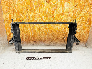 кронштейн радиатора Volvo V50 1 поколение [рестайлинг] 2008, 2.4 л., B 5244 S4, бензин, МКПП, универсал, 4N518A421AE