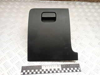 бардачок Volkswagen Passat B6 2009, 2.0 л., дизель, МКПП, универсал, 3C1857921L