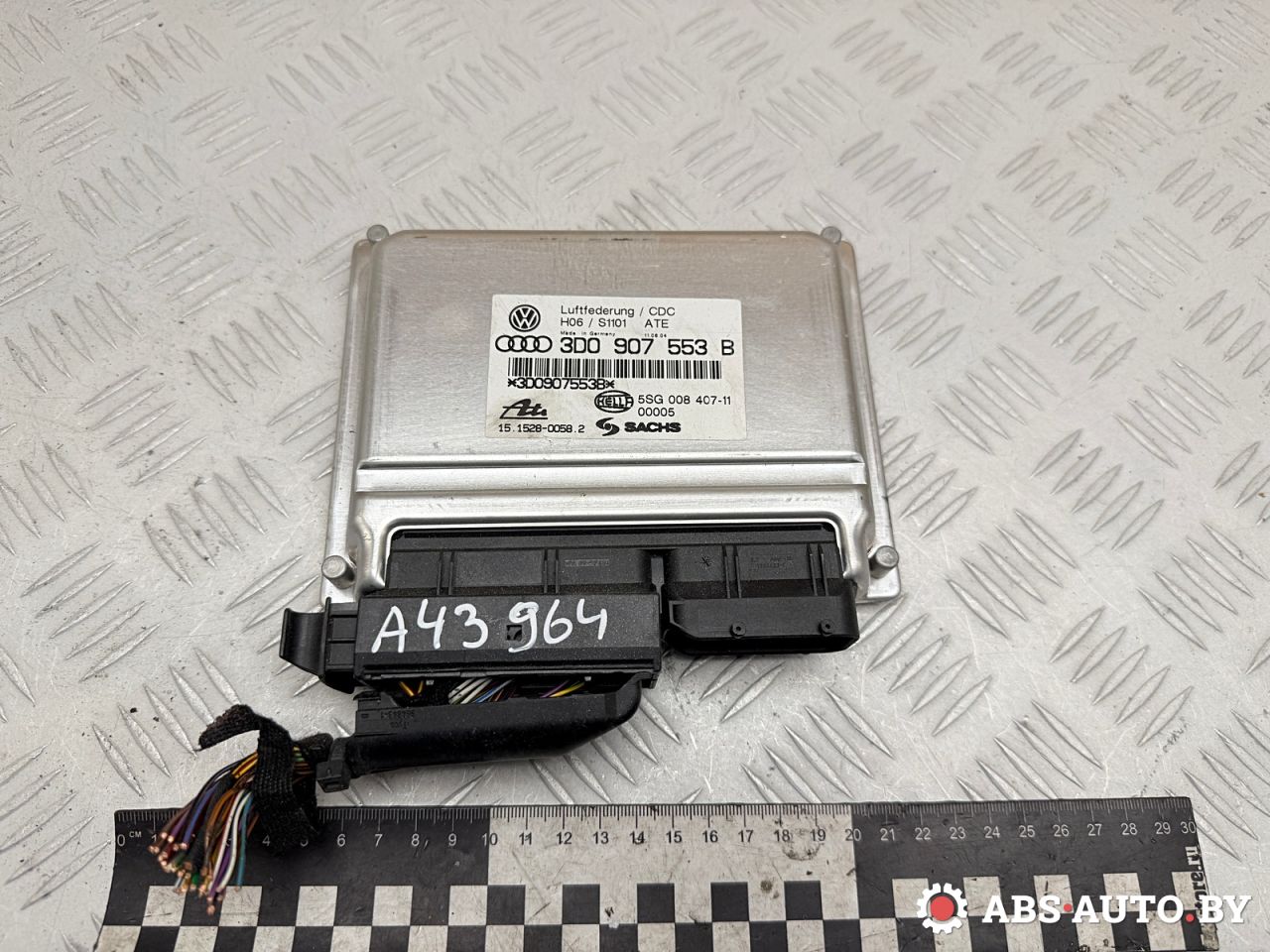 блок управления подвеской Volkswagen Phaeton 1 поколение 2006, 3.2 л., бензин, АКПП, 3D0907553B, 5SG00840711, 15152800582 - фото №1