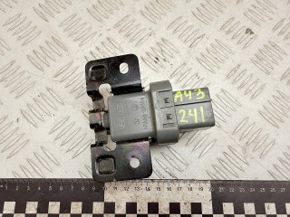 реле накала свечей Kia Sorento 2 поколение 2011, 2.2 л., дизель, АКПП, 368332F150, 368302F050