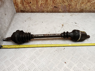 полуось передняя левая (приводной вал, ШРУС) Renault Scenic 1 поколение [рестайлинг] 2002, 2.0 л., бензин, 7700106263, 7711135213, 8200283725, 8200283726, 8200531861, 8200531886, 7700112131, 7700115818, 7701469849, 7711135223, 8200088665, 8200188956, 8200283723, 8200283724