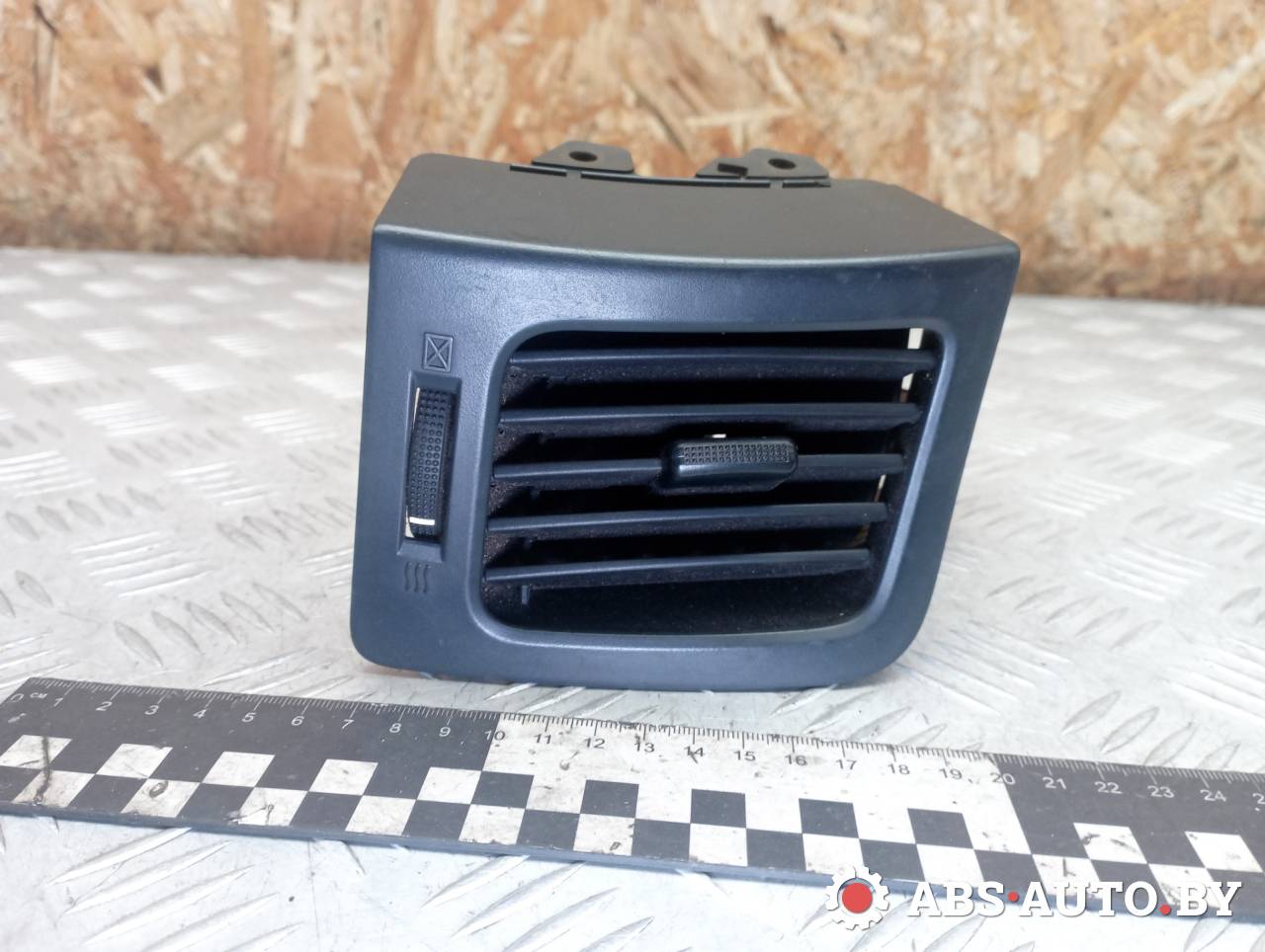 дефлектор обдува салона Hyundai H-1 Grand Starex 2011, 2.5 л., дизель, МКПП, 4H97480000 - фото №1