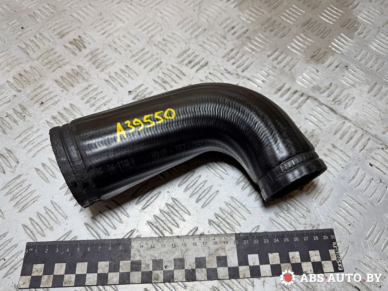 патрубок интеркулера Volvo S60 1 поколение 2003, 2.4 л., дизель, МКПП, седан, 08699419 - фото №1