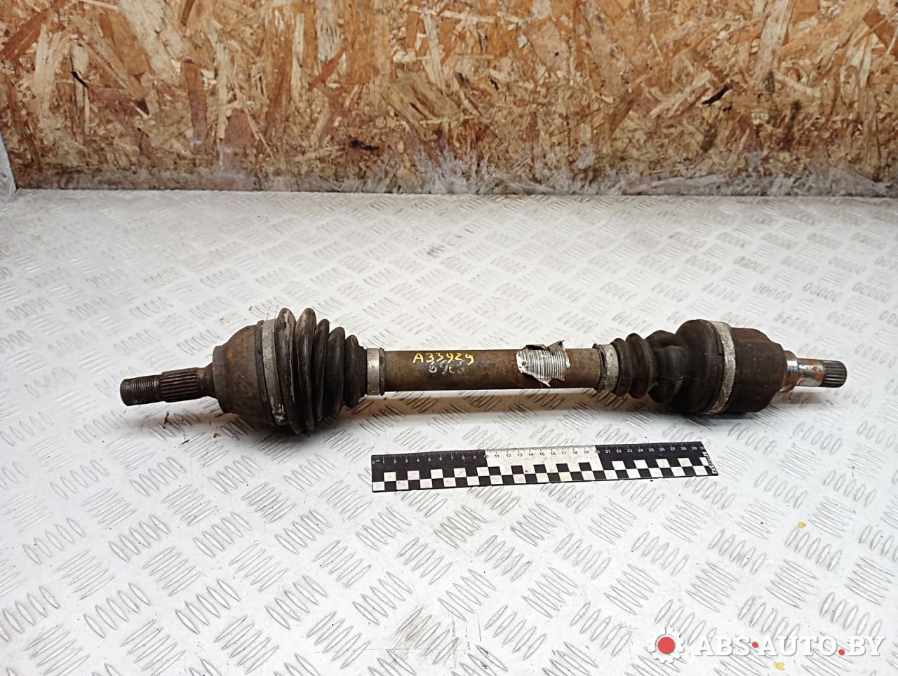 полуось передняя левая (приводной вал, ШРУС) Citroen C4 Picasso 1 поколение 2011, 1.6 л., 9HR (DV6C), дизель, МКПП, правый руль, 3272LX, 3272LY - фото №1