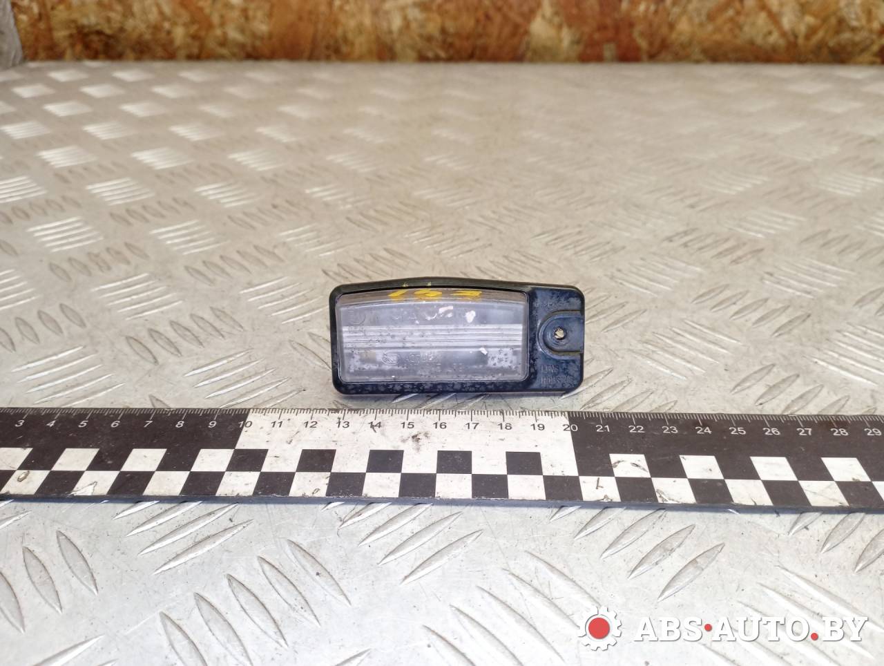 подсветка номера Nissan X-Trail T32 2014, 1.6 л., R9M, дизель, МКПП, полный подключаемый привод, правый руль, A073927 - фото №1