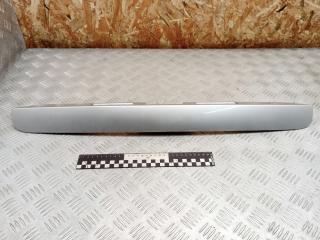 накладка подсветки номера Peugeot 5008 1 поколение 2011, 1.6 л., дизель, МКПП, передний привод, 9684414777