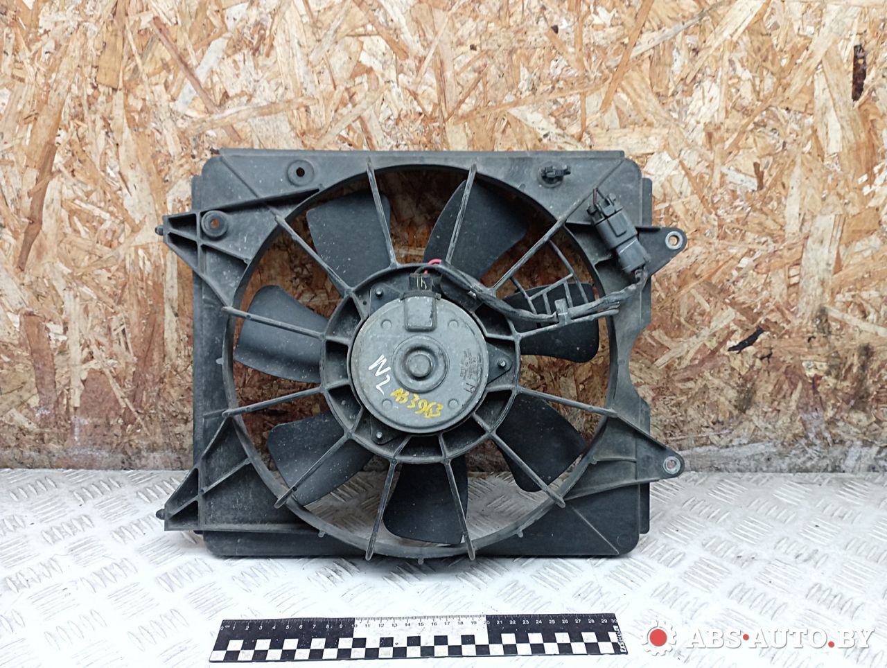 вентилятор радиатора Honda Civic 8 поколение 2008, 2.2 л., N22A2, дизель, МКПП, хетчбэк 5 дв., правый руль, 19015RSRE01, 19020RSRE01, 19030RSRE01 - фото №1