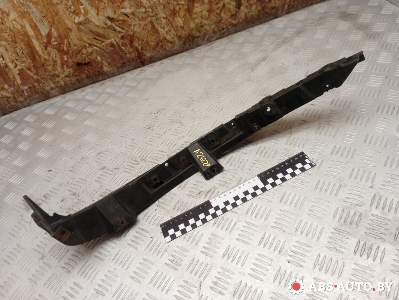 Крепление бампера заднего Audi A2 8Z 2002, 1.4 л., дизель, 8Z0853863A - фото №1