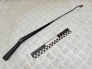 щеткодержатель (поводок стеклоочистителя, дворник) Ford Focus 1 поколение [рестайлинг] 2003, 1.6 л., бензин, МКПП, седан, XS4117526BC