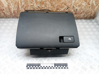 бардачок Volkswagen Passat B6 2009, 2.0 л., дизель, МКПП, универсал, 3C1857101, 3C1857114, 3C0919237A