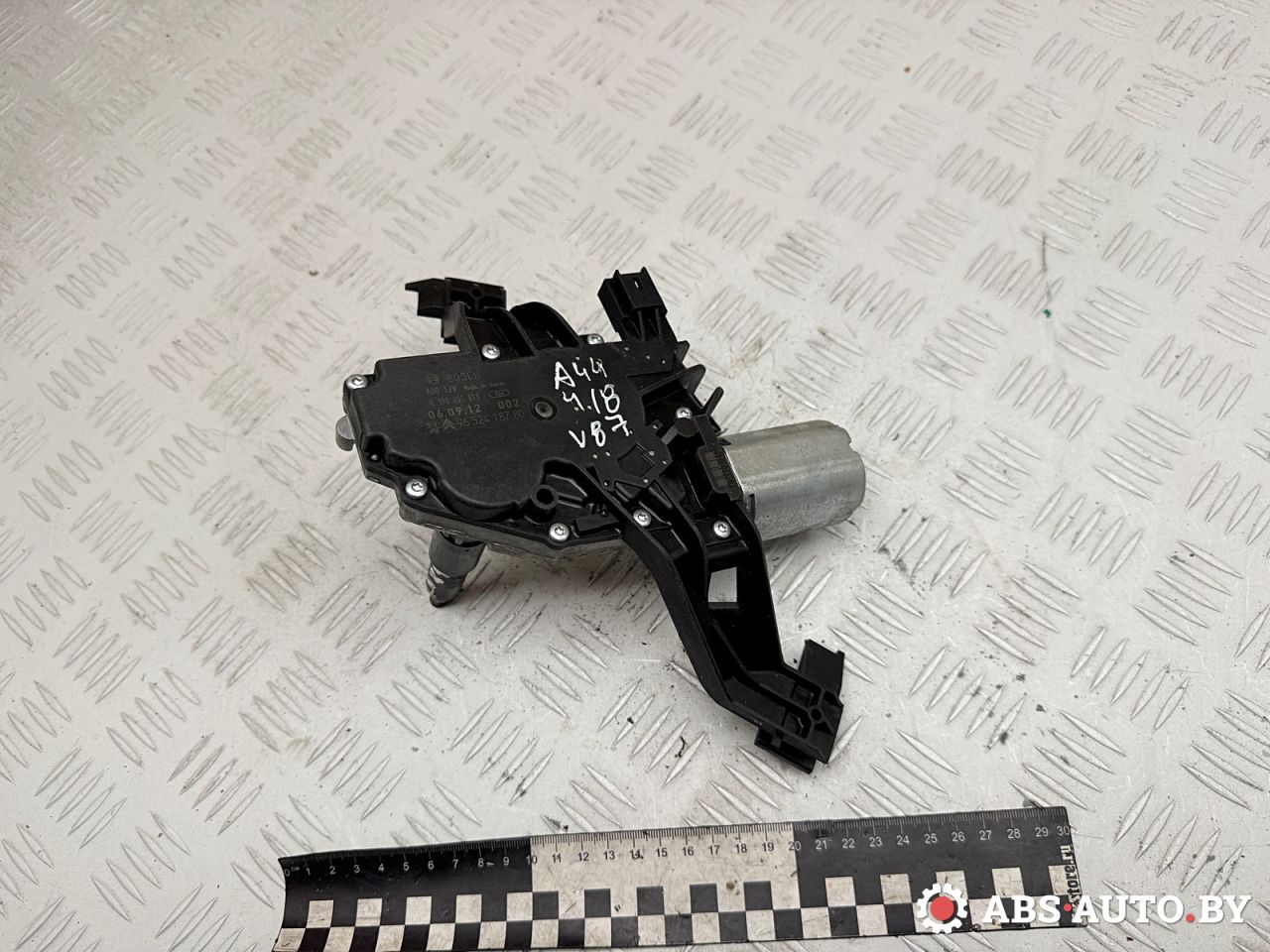 моторчик заднего стеклоочистителя (дворника) Peugeot 207 1 поколение 2006, 1.6 л., 9HZ (DV6TED4), дизель, МКПП, хетчбэк 5 дв., 0390201813, 9652418780 - фото №1