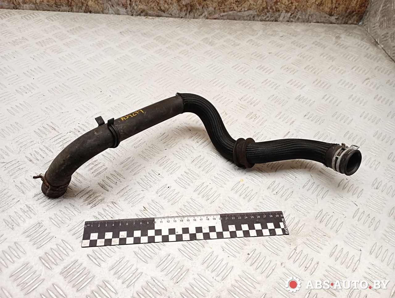 патрубок радиатора Peugeot 207 1 поколение 2008, 1.4 л., EP3C, бензин, МКПП, хетчбэк 5 дв., правый руль, 135219 - фото №1