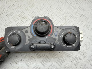 блок управления печки / климат-контроля Renault Scenic 2 поколение 2005, 1.6 л., бензин, МКПП, 69580001, F666572Q, 69587001, 300177