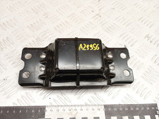 подушка крепления КПП Volkswagen Passat B6 2009, 2.0 л., дизель, МКПП, универсал, W180892