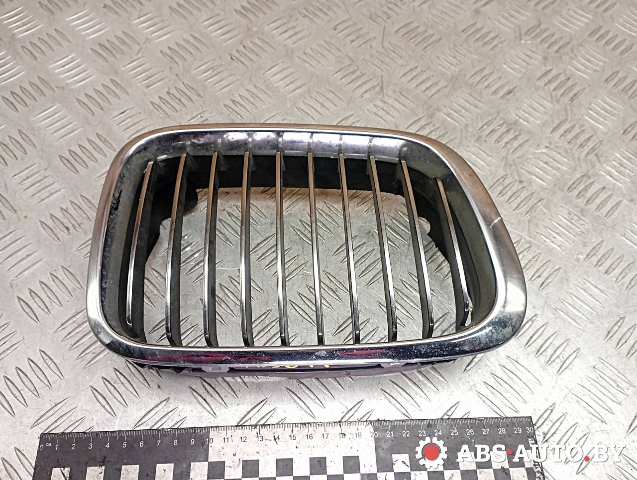 решетка радиатора BMW 3 серия E46 1999, 51138195056, 51138195058, 51138194996 - фото №1