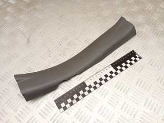 накладка на порог внутренняя Toyota RAV4 2 поколение (XA20) 2003, 2.0 л., 1CD-FTV, дизель, МКПП, внедорожник 5 дв., 6791842020