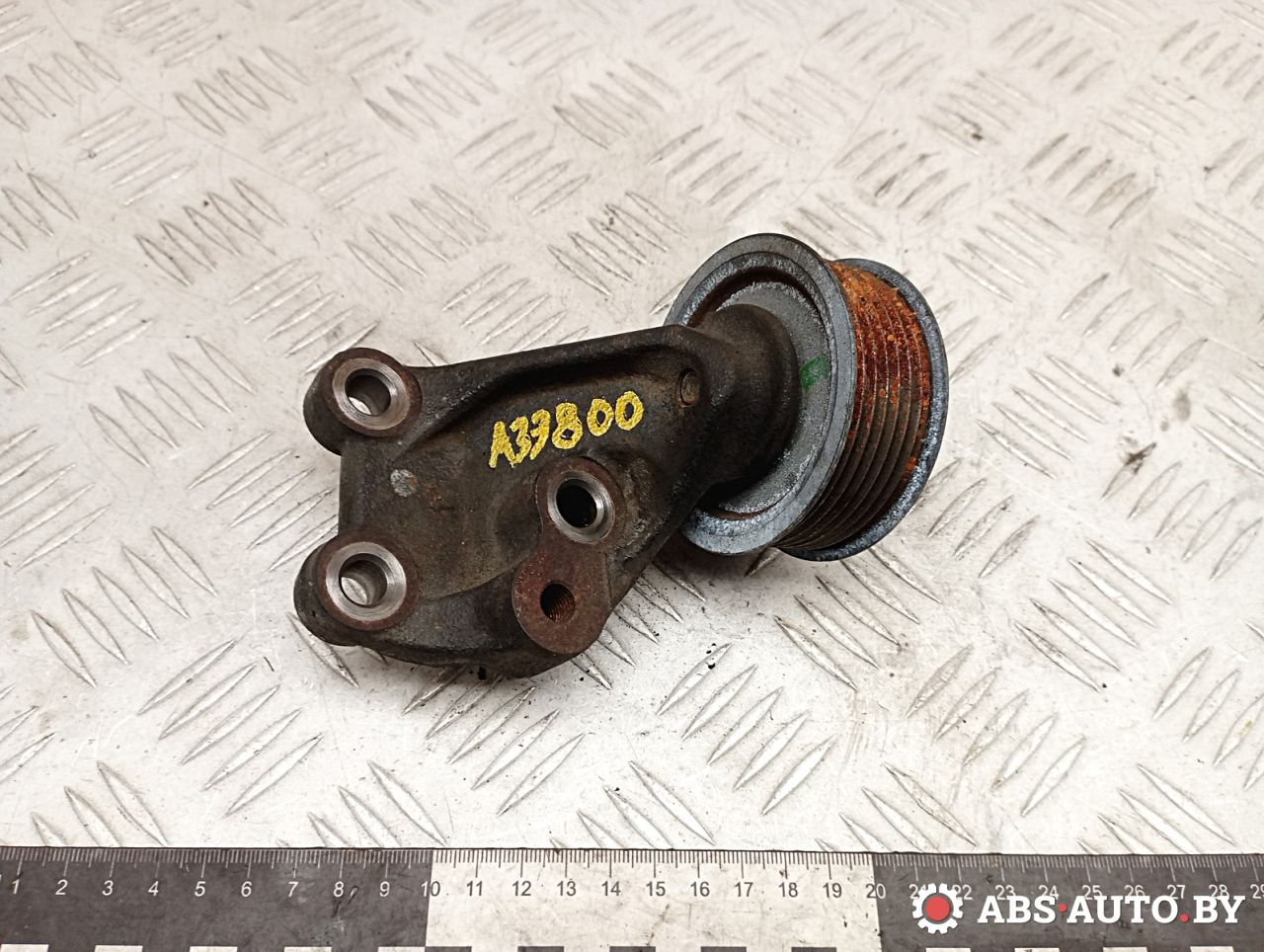 Ролик обводной Honda Civic 8 поколение 2008, 2.2 л., N22A2, дизель, МКПП, хетчбэк 5 дв., правый руль, 31175RSRE01, 56980RSRE01 - фото №1