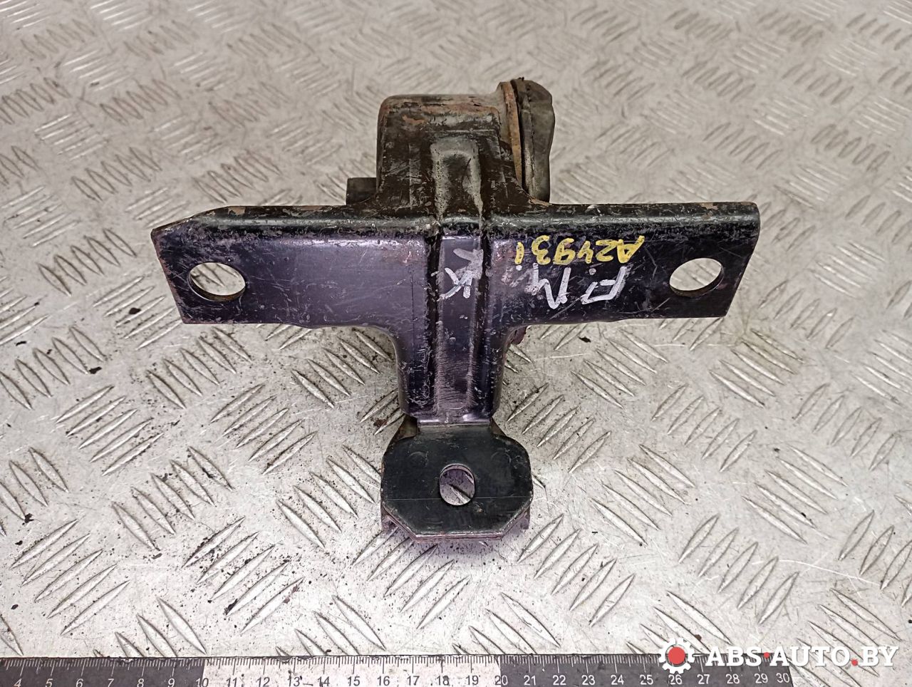 подушка крепления КПП Ford Mondeo 2 поколение 1998, 1.8 л., бензин, 93BB7M124AH - фото №1