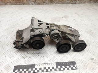 кронштейн генератора Mercedes-Benz A W169 2 поколение (2004-2008) 2008, 2.0 л., OM 640.942, дизель, МКПП, хетчбэк 5 дв., правый руль, A6402021040