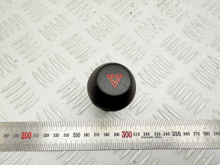 кнопка аварийной сигнализации Toyota RAV4 3 поколение (XA30) 2007, 2.2 л., 2AD-FTV, дизель, МКПП, внедорожник 5 дв., 15B060