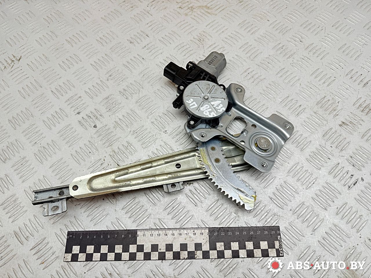 стеклоподъемник электрический задний левый Peugeot 4007 1 поколение 2011, 2.2 л., 4HN (DW12MTED4), дизель, МКПП, внедорожник 5 дв., правый руль, 5713A086 - фото №1