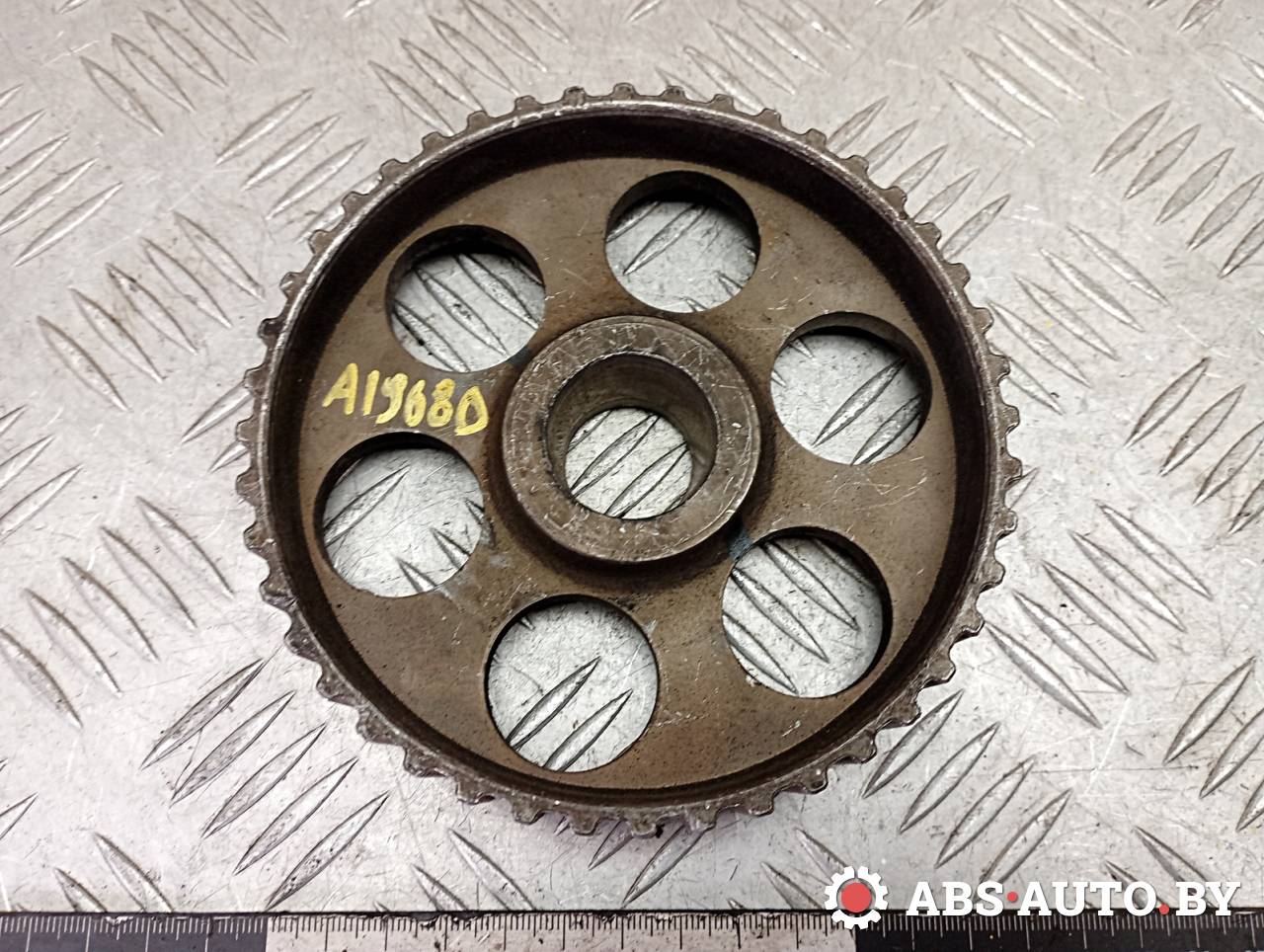 шкив распредвала Volkswagen Golf 3 поколение 1995, 1.9 л., дизель, 069109111 - фото №1