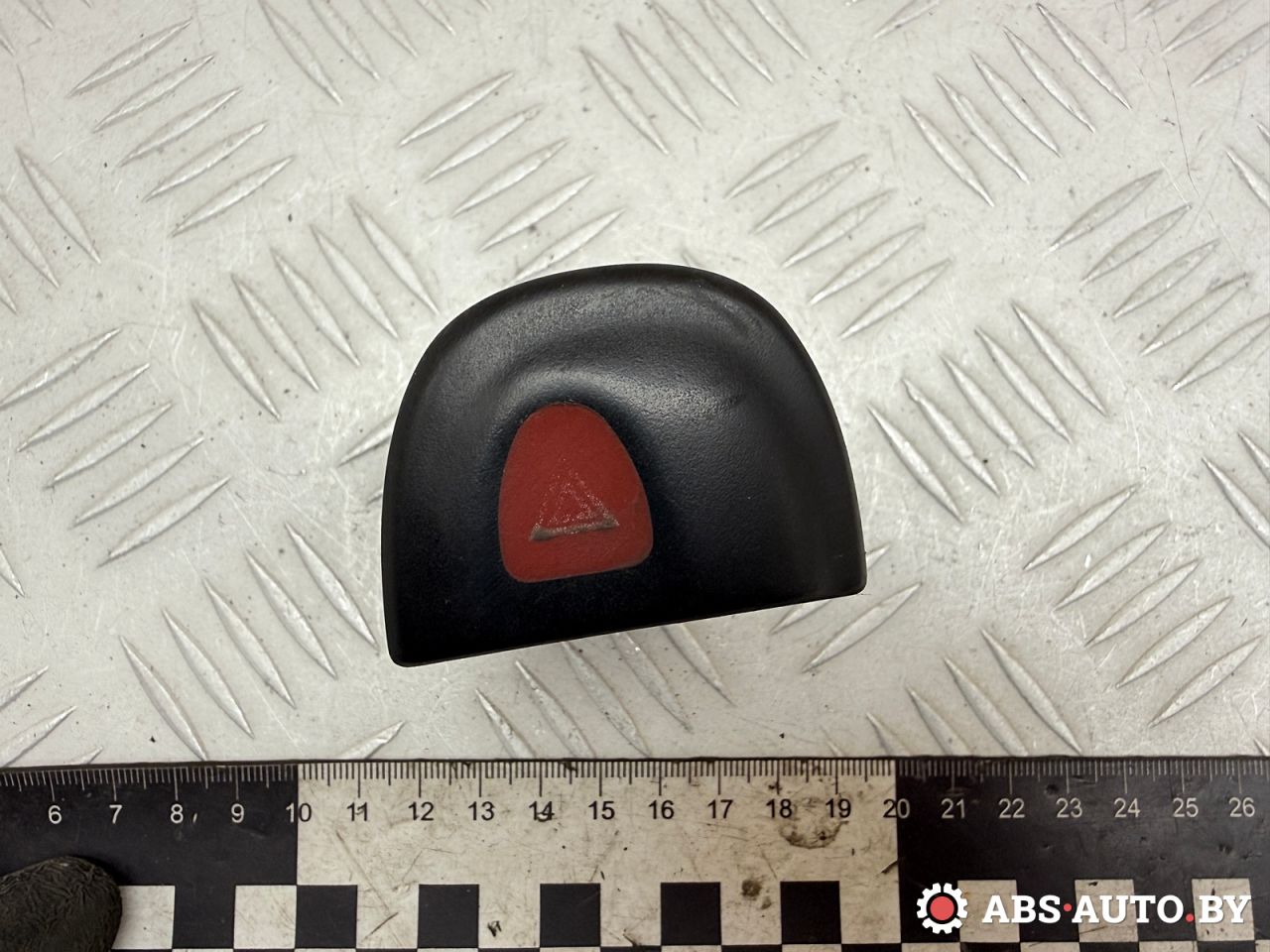 кнопка аварийной сигнализации Renault Scenic RX4 1 поколение 2002, 1.9 л., F9Q 740, дизель, МКПП, полный привод, 2517701, 435868 - фото №1