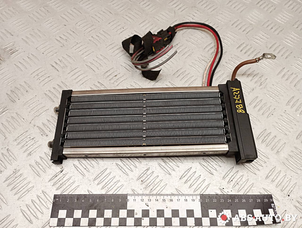 электрический радиатор отопителя (тэн) Citroen C5 1 поколение 2002, 2.2 л., дизель, МКПП, универсал, F661826MF - фото №1