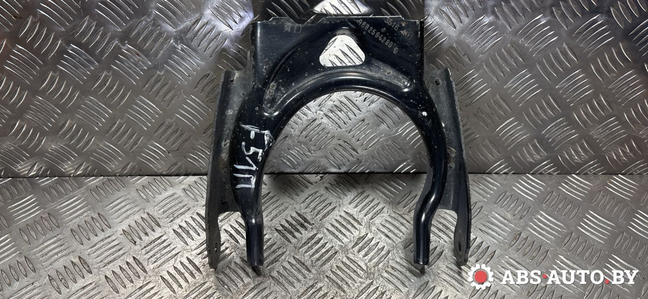 рычаг передний правый Citroen C5 2 поколение 2016, 2.0 л., AHW (DW10FC), дизель, АКПП, универсал, 9682594280 - фото №1