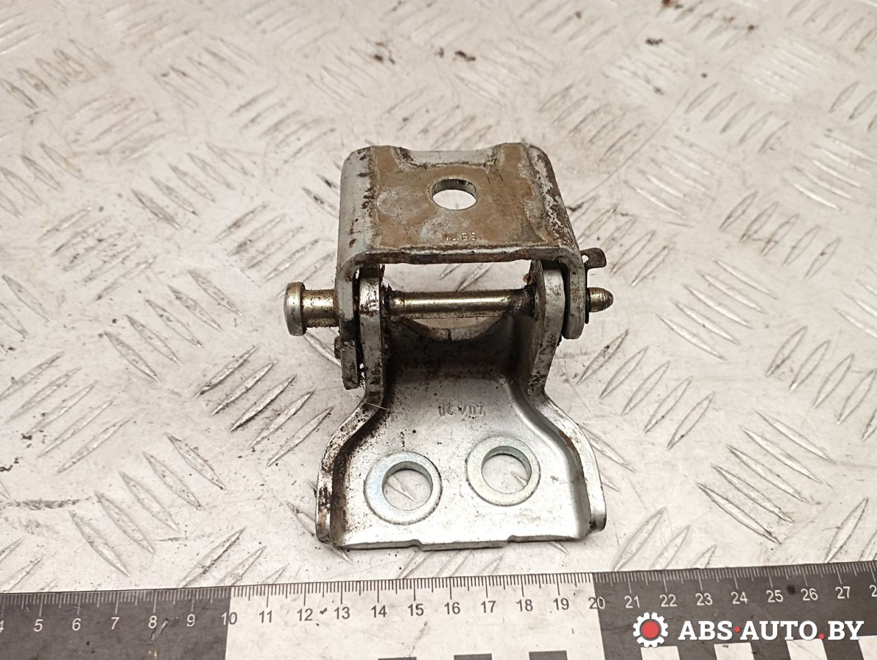 петля двери Peugeot 407 1 поколение 2007, 1.6 л., 9HZ (DV6TED4), дизель, МКПП, универсал, передний привод - фото №1