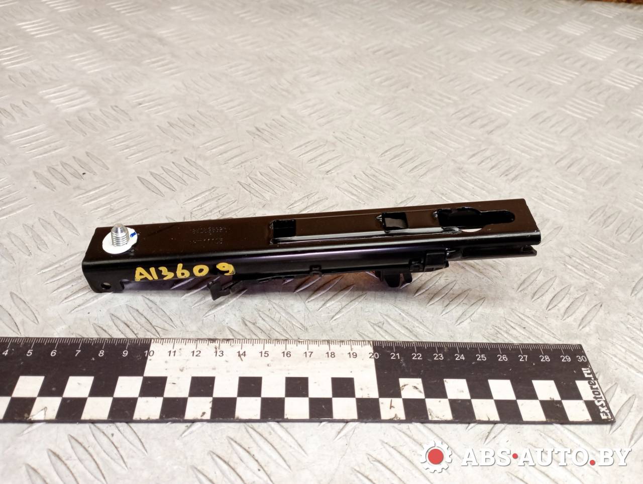 механизм регулировки высоты ремня безопасности Peugeot 5008 1 поколение 2011, 1.6 л., дизель, МКПП, передний привод, 9683636180, 34039706, 34059892C - фото №1