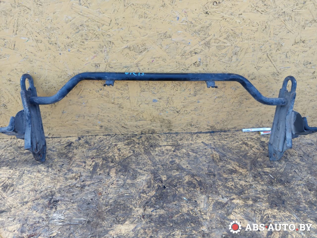 крюк буксировочный Mitsubishi Pajero 3 поколение 2002, 3.2 л., дизель, МКПП, внедорожник 3 дв. - фото №1