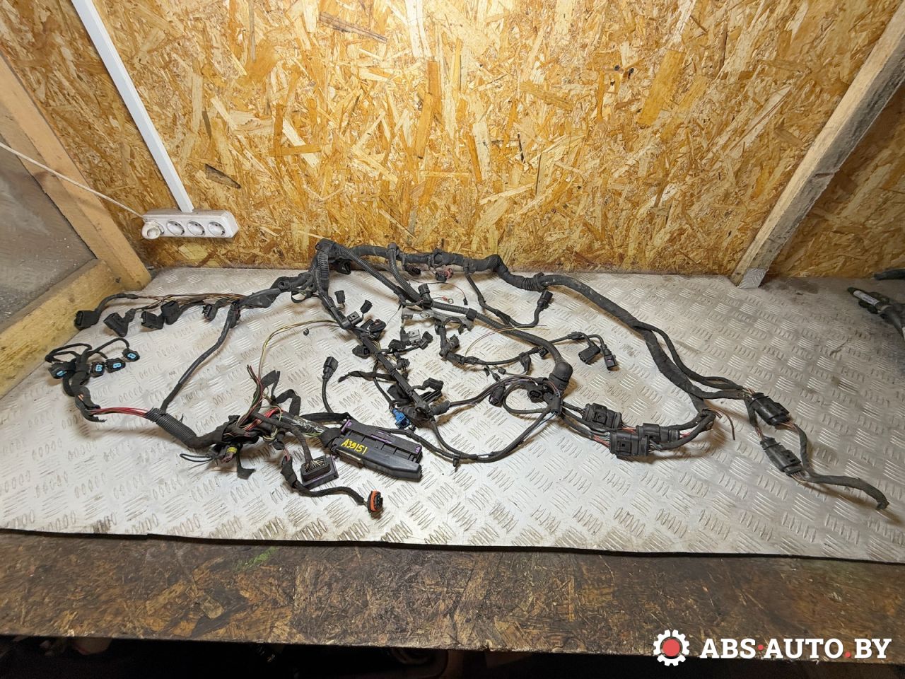 проводка двигателя Volkswagen Phaeton 1 поколение 2006, 3.2 л., бензин, АКПП - фото №1