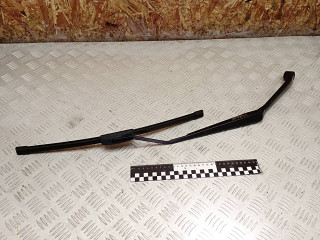 щеткодержатель (поводок стеклоочистителя, дворник) Toyota RAV4 2 поколение (XA20) [рестайлинг] 2005, 2.0 л., 1CD-FTV, дизель, МКПП, внедорожник 5 дв., LP1491