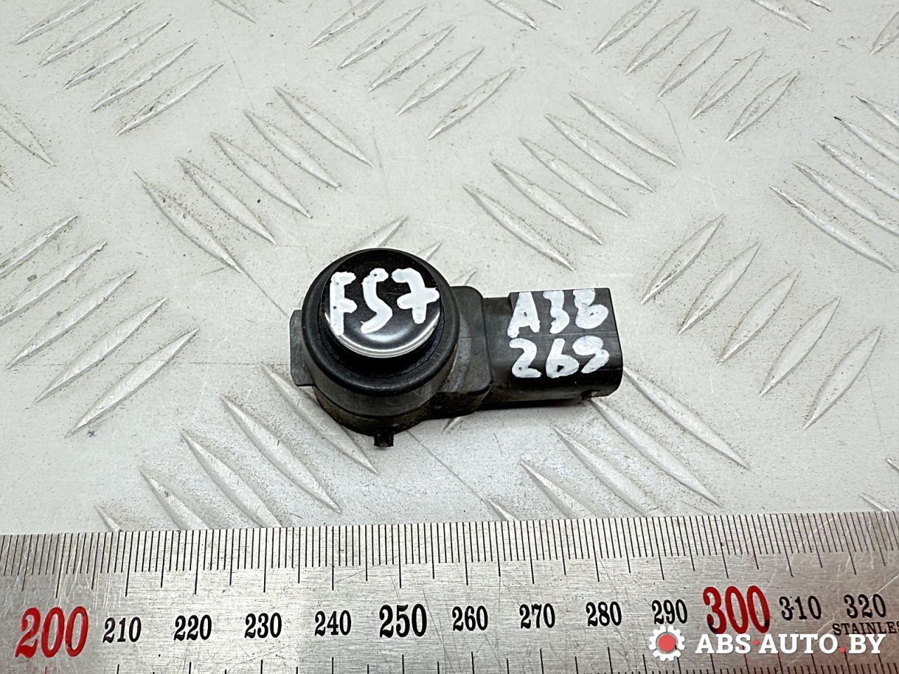 датчик парктроника Citroen C5 2 поколение 2013, 2.0 л., RHH (DW10CTED4), дизель, МКПП, универсал, 0263003667, 96638215779V - фото №1