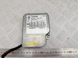блок AirBag Volkswagen Bora 1 поколение 2000, 1.9 л., дизель, МКПП, седан, 1C0909605A