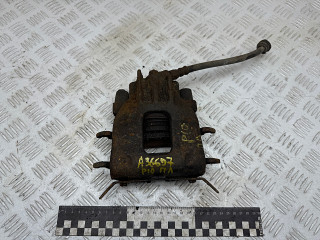 суппорт передний левый Ford Focus 1 поколение [рестайлинг] 2003, 1.6 л., бензин, МКПП, седан, 1478514