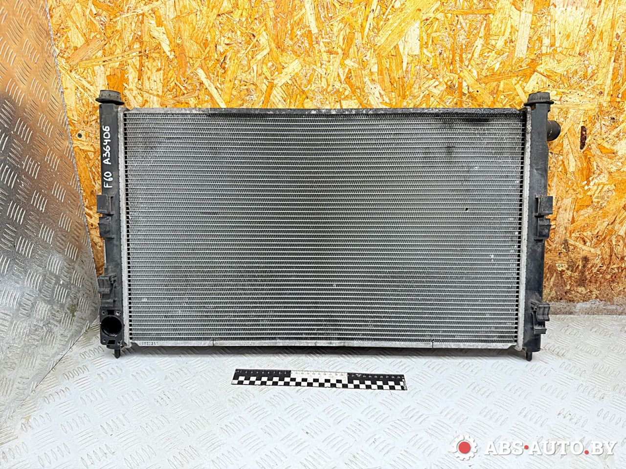 радиатор (основной) Peugeot 4007 1 поколение 2011, 2.2 л., 4HN (DW12MTED4), дизель, МКПП, внедорожник 5 дв., правый руль, 1330T0, 1330T2, 1330V1, 1330V6, 1330W6, 1608172180, 1608172380, 1608998080, LRC11197, MT2201, DRM45023, DRM45032, 8MK376790591, KRZ1325CS, KRZ1325HI, KRZ1325RR, 350213135100, CR1902000S, 1350A050, 1350A294, 1350A297, MN156092, 628952, 67359, 53593, 53906, 701577, 735575 - фото №1