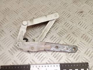 петля капота левая Volkswagen Transporter T5 2007, 2.5 л., дизель, 7H0823301D