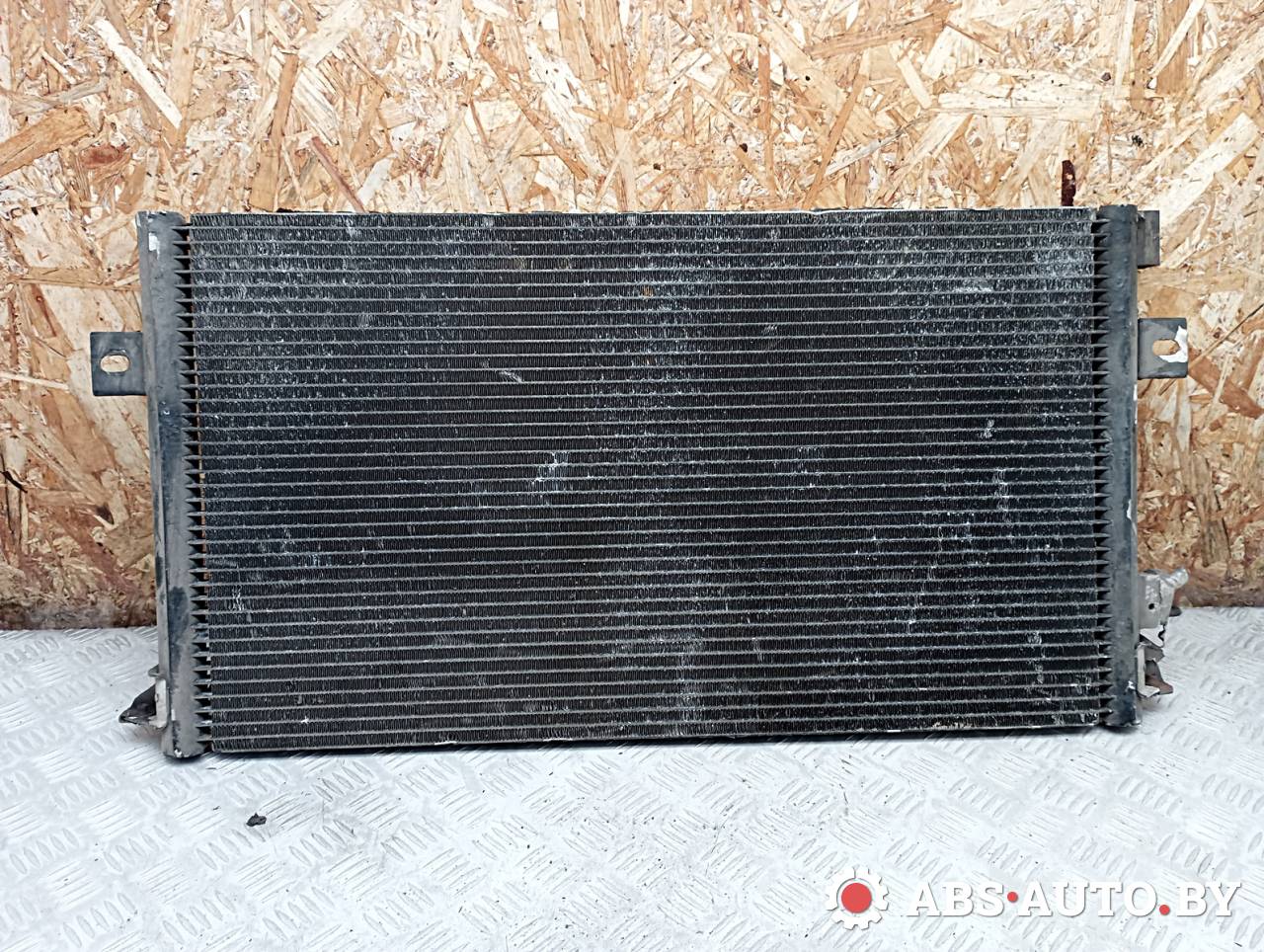 радиатор кондиционера Chrysler Voyager 3 поколение 2000, 2.4 л., бензин, 4682589, 4644365, 4644366, 05016793AA, 04809129AA, 5016793AB, 4677209, 4662589, 5012969AA, 5016793AA, 4809129AA, 4809129AB, 4809129 - фото №1